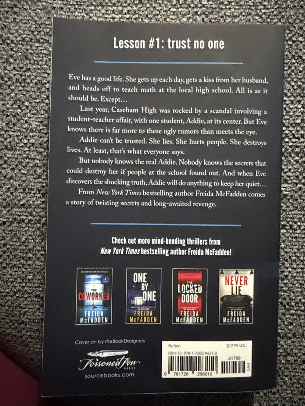 Freida McFadden Paperback Thrillers - Picture 11 of 14